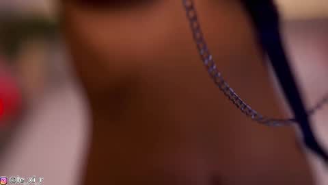 Lexi Reed online show from 10/10/25, 02:16