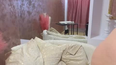 LEXXY online show from 03/05/25, 09:38