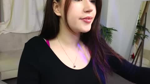 Vicki online show from 02/28/25, 02:20