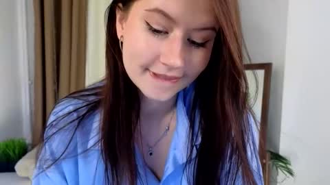 Vicki online show from 09/10/25, 03:01