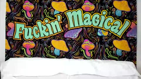 Lexie Mack online show from 10/27/25, 04:22