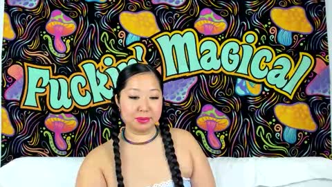 Lexie Mack online show from 11/12/25, 05:24