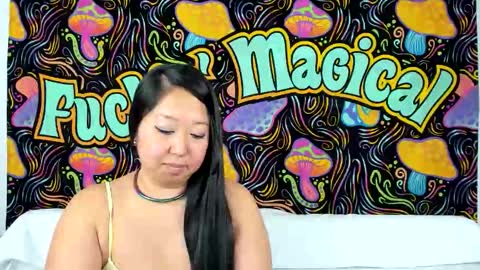 Lexie Mack online show from 11/14/25, 06:06
