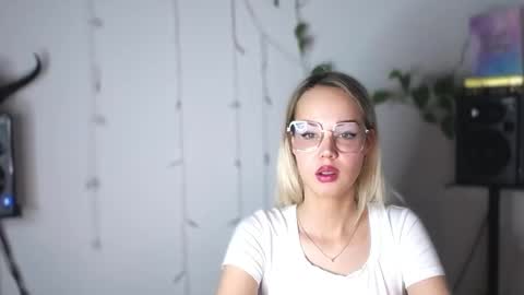 Snapshot of lexie_wild chatting on 01/07/25, 08:24 Lexie online show from 01/07/25, 08:24