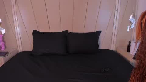 lexiee__ online show from 01/07/26, 11:56