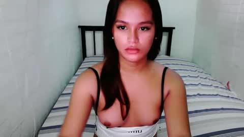 Snapshot of lexieebonalo chatting on 10/23/25, 12:10 Call me Lexie online show from 10/23/25, 12:10