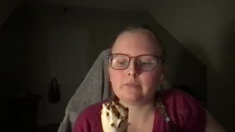 Snapshot of lexielilacs chatting on 01/14/25, 03:11 lexie online show from 01/14/25, 03:11