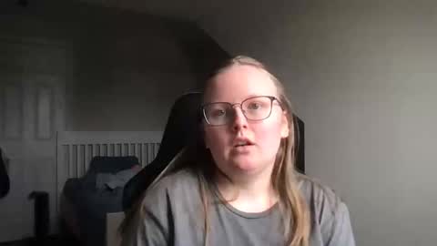 Snapshot of lexielilacs chatting on 02/27/25, 09:36 lexie online show from 02/27/25, 09:36