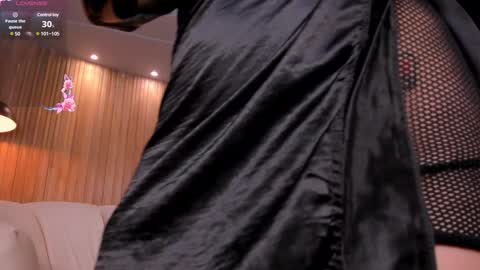 Snapshot of lexiewayne chatting on 12/16/24, 10:56 Lexie online show from 12/16/24, 10:56