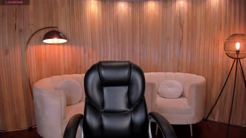 Snapshot of lexiewayne chatting on 12/18/24, 07:41 Lexie online show from 12/18/24, 07:41