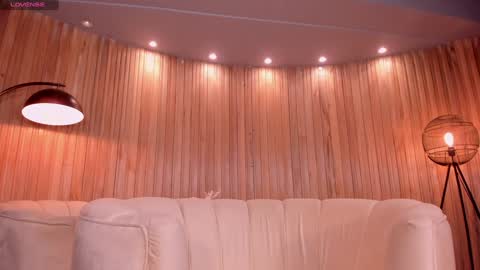 Snapshot of lexiewayne chatting on 12/21/24, 01:58 Lexie online show from 12/21/24, 01:58