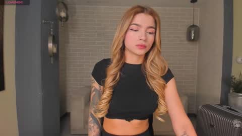 Lexie  online show from 02/21/26, 12:06