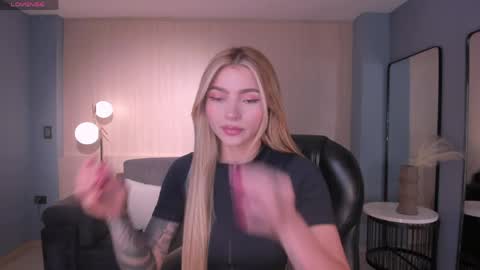 Snapshot of lexiewayne chatting on 04/07/26, 06:52 Lexie online show from 04/07/26, 06:52