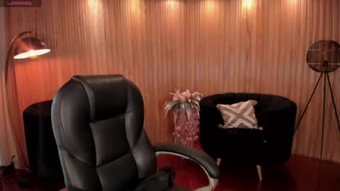 Lexie  online show from 05/29/26, 07:23