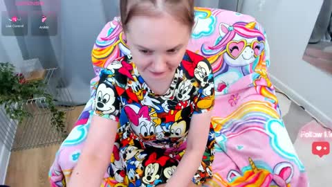 Snapshot of lexihoward chatting on 04/07/26, 06:36 Lexi online show from 04/07/26, 06:36