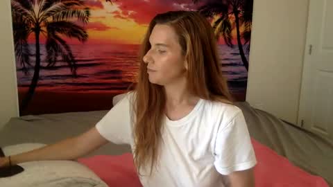 Alexia L. online show from 09/21/25, 08:21