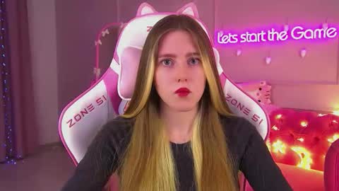 Snapshot of lexireadway chatting on 12/02/25, 06:19 Lexi online show from 12/02/25, 06:19