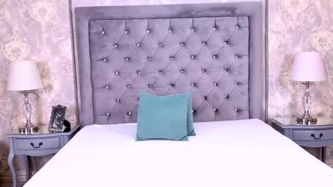 Lexi Riley online show from 12/04/25, 06:12