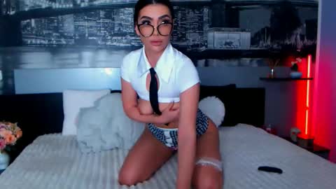 Snapshot of lexisanne chatting on 03/03/26, 03:51 Amalia online show from 03/03/26, 03:51