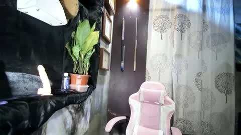 Snapshot of lexisecrets12 chatting on 11/19/25, 02:55 lexisecrets12 online show from 11/19/25, 02:55