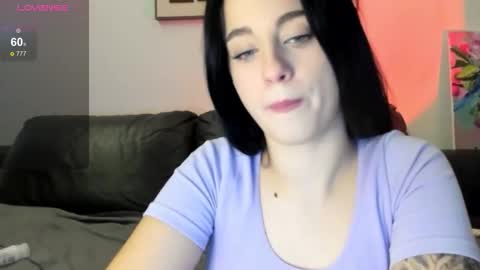 Snapshot of lexisinnn chatting on 11/10/25, 06:01 Lexi online show from 11/10/25, 06:01