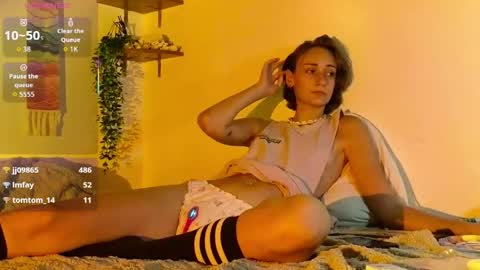 Snapshot of lexislexxx chatting on 04/12/26, 05:23 Lex online show from 04/12/26, 05:23