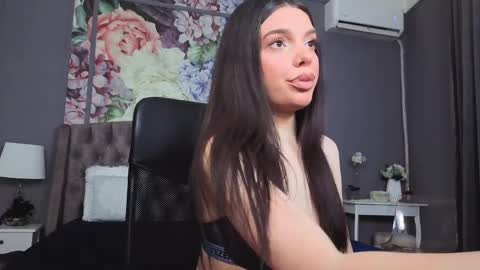 Snapshot of lexixvicious chatting on 04/03/26, 03:48 Lexi online show from 04/03/26, 03:48