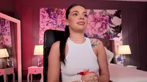 Lexi online show from 06/25/26, 05:23
