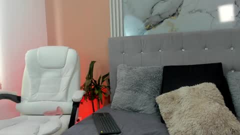 LexSin17 online show from 04/18/26, 07:29