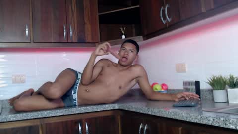 LexSin17 online show from 05/14/26, 07:53