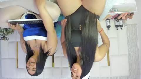 Snapshot of lexy_and_mia chatting on 11/27/25, 07:16 lexy and mia online show from 11/27/25, 07:16