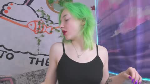 Snapshot of lexy_l0vy chatting on 02/07/25, 06:56 LexxxY online show from 02/07/25, 06:56