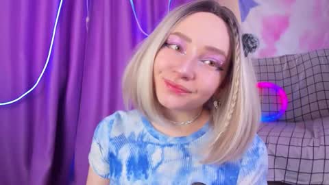 Snapshot of lexy_l0vy chatting on 09/18/25, 06:26 LexxxY online show from 09/18/25, 06:26