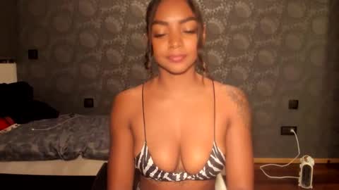 LEXY - Independent account online show from 11/15/25, 11:54