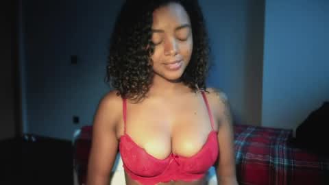 Snapshot of lexy_squirt_queen chatting on 04/29/26, 05:30 LEXY - Independent account online show from 04/29/26, 05:30