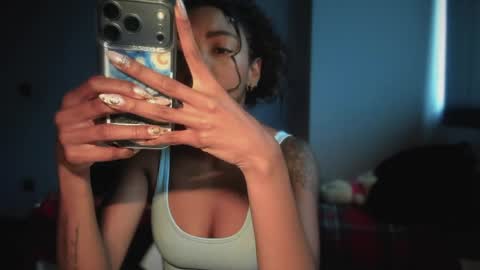 Snapshot of lexy_squirt_queen chatting on 05/15/26, 11:17 LEXY - Independent account online show from 05/15/26, 11:17
