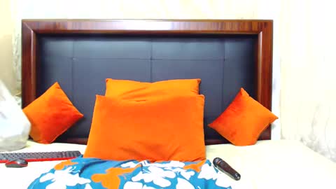 Silindile Caroline Madlala online show from 01/06/25, 09:22