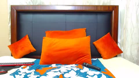 Snapshot of lexybooty09 chatting on 01/11/25, 09:46 Silindile Caroline Madlala online show from 01/11/25, 09:46