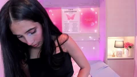 L I A  online show from 09/28/25, 04:18