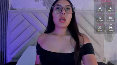 lexy online show from 11/11/25, 04:45