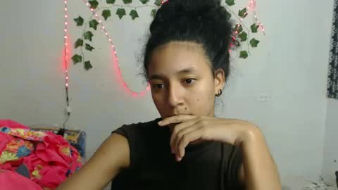 lolita online show from 01/16/25, 05:11