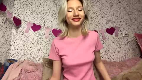 Leya online show from 11/05/25, 06:41