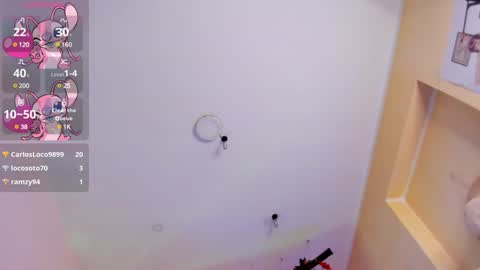 Snapshot of leyla_collins chatting on 12/02/24, 09:13 online show from 12/02/24, 09:13