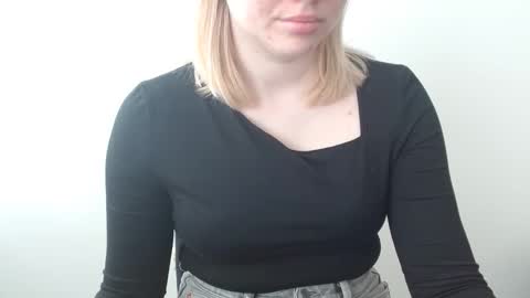 Leyla online show from 03/03/26, 08:09