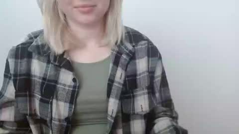 Leyla online show from 04/15/26, 06:09