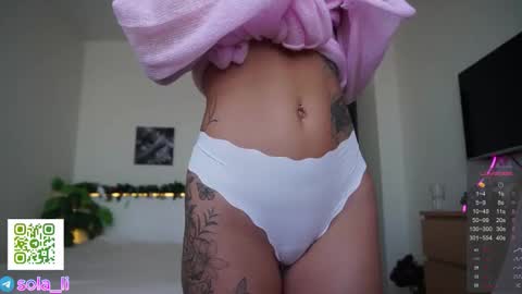 Leyla ly Ill be here Tuesday Thursday Friday Saturday Sunday online show from 12/01/25, 04:39