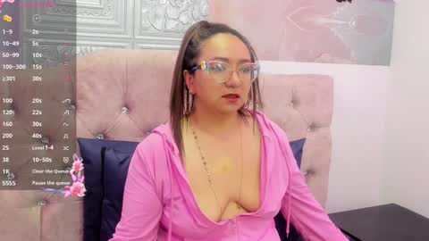 Leyla smithh online show from 09/28/25, 01:27