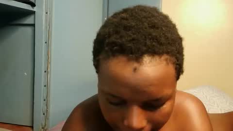 Snapshot of leylacuty13 chatting on 04/07/26, 02:28 leylacuty13 online show from 04/07/26, 02:28