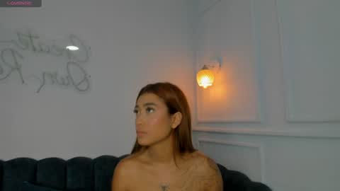 Snapshot of leylarusso chatting on 06/20/26, 07:27 Leyla online show from 06/20/26, 07:27