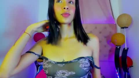 Snapshot of leylastras chatting on 01/28/25, 12:57 leylastras latina girl slim colombia girlfriends play and pussy lesbians online show from 01/28/25, 12:57